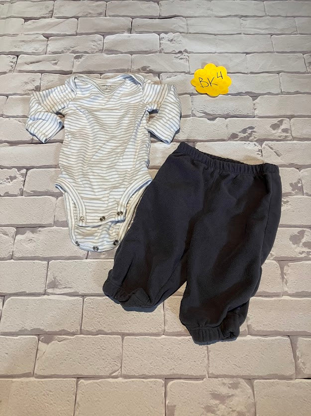 Boys Outfit Size 3m