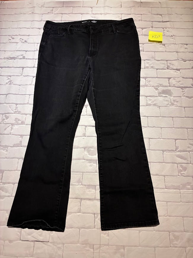 Ladies Bottoms Size 20