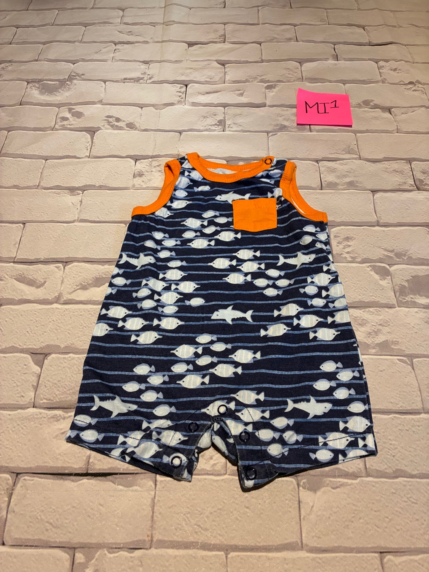 Outfit Size 6-9m