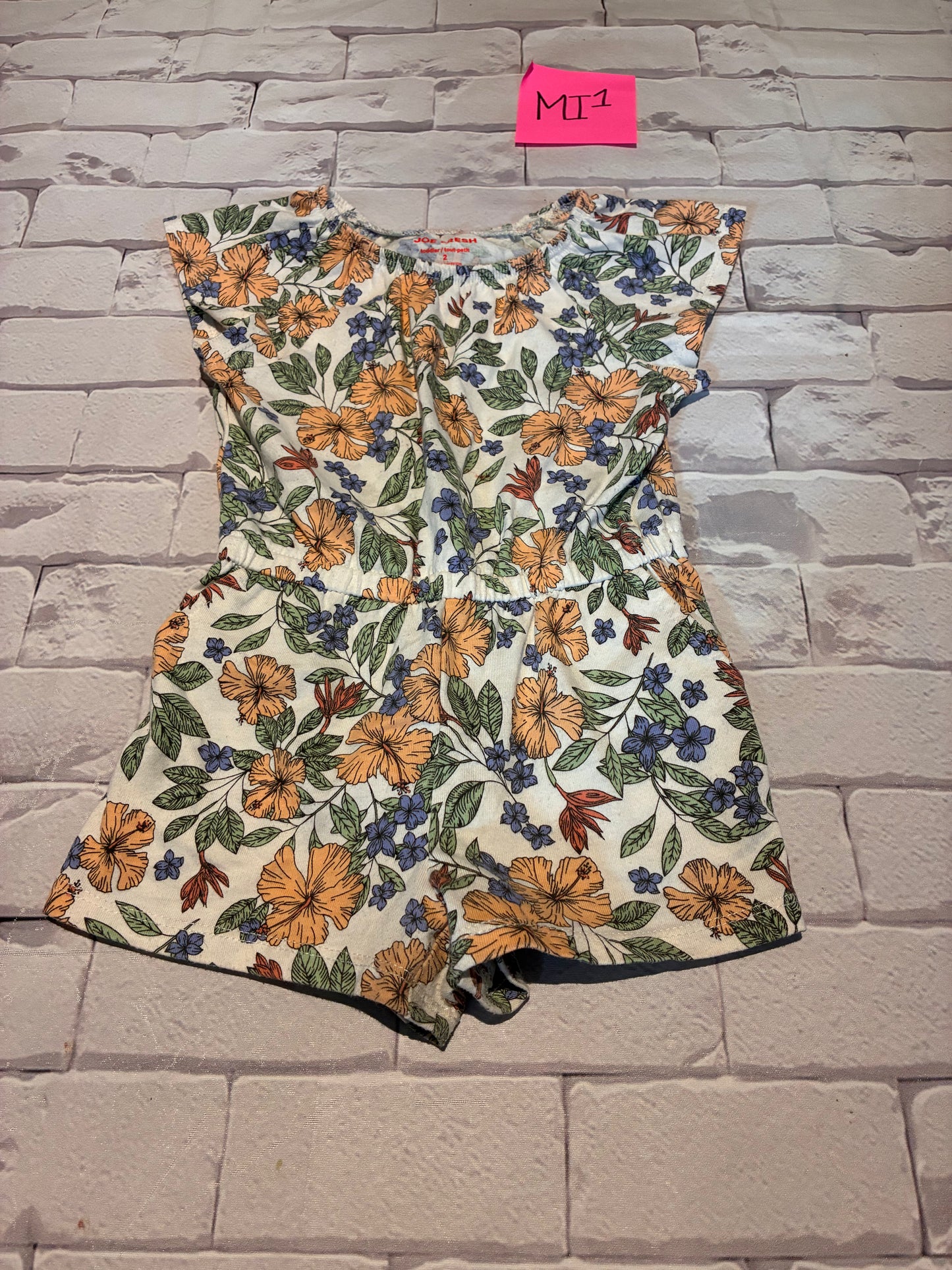 Outfit Size 2