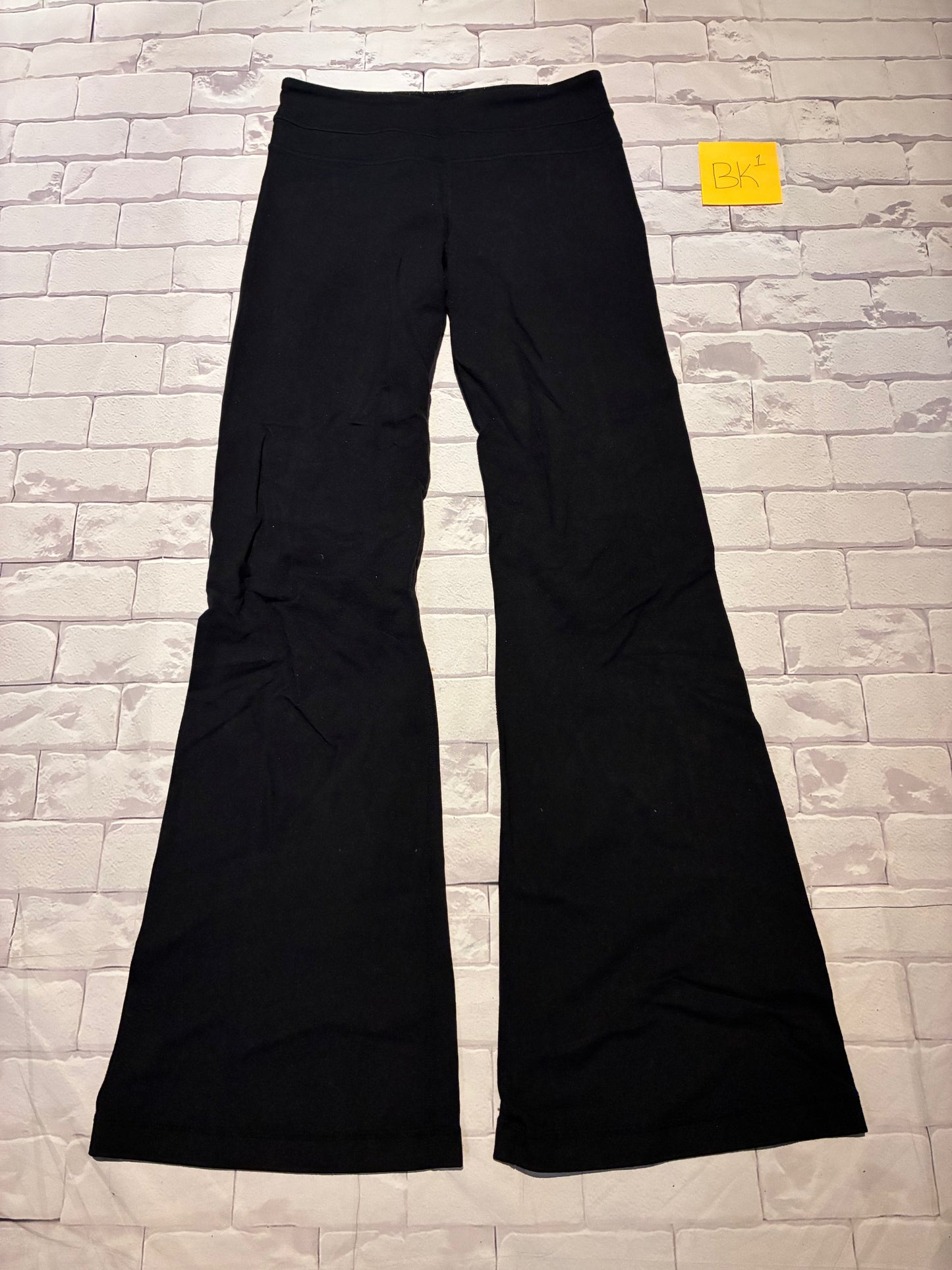 Ladies Bottoms Size 4