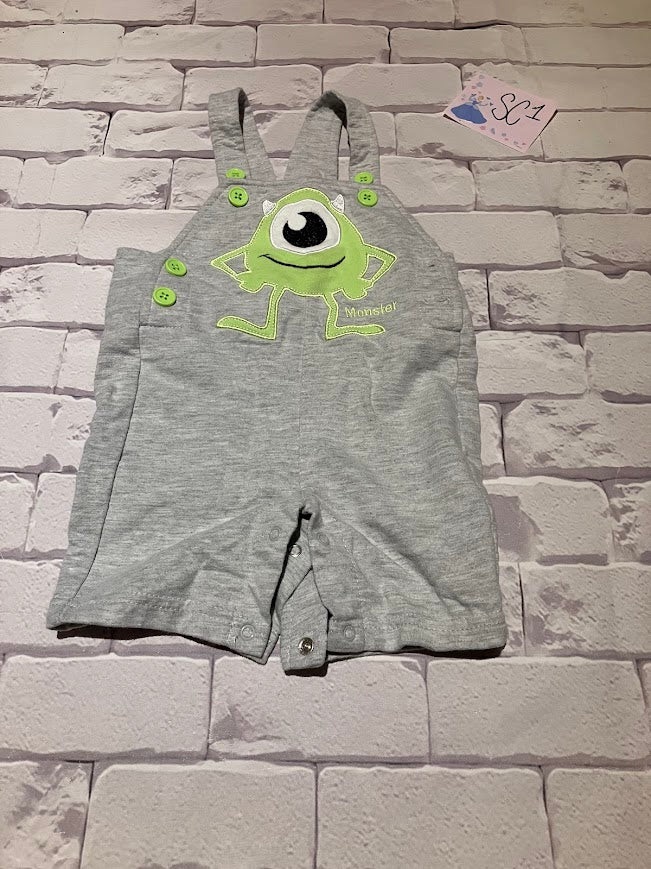 Outfit Size 9m