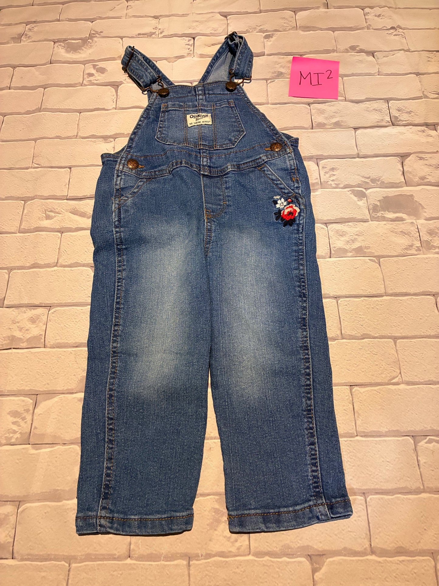 Outfit Size 2T