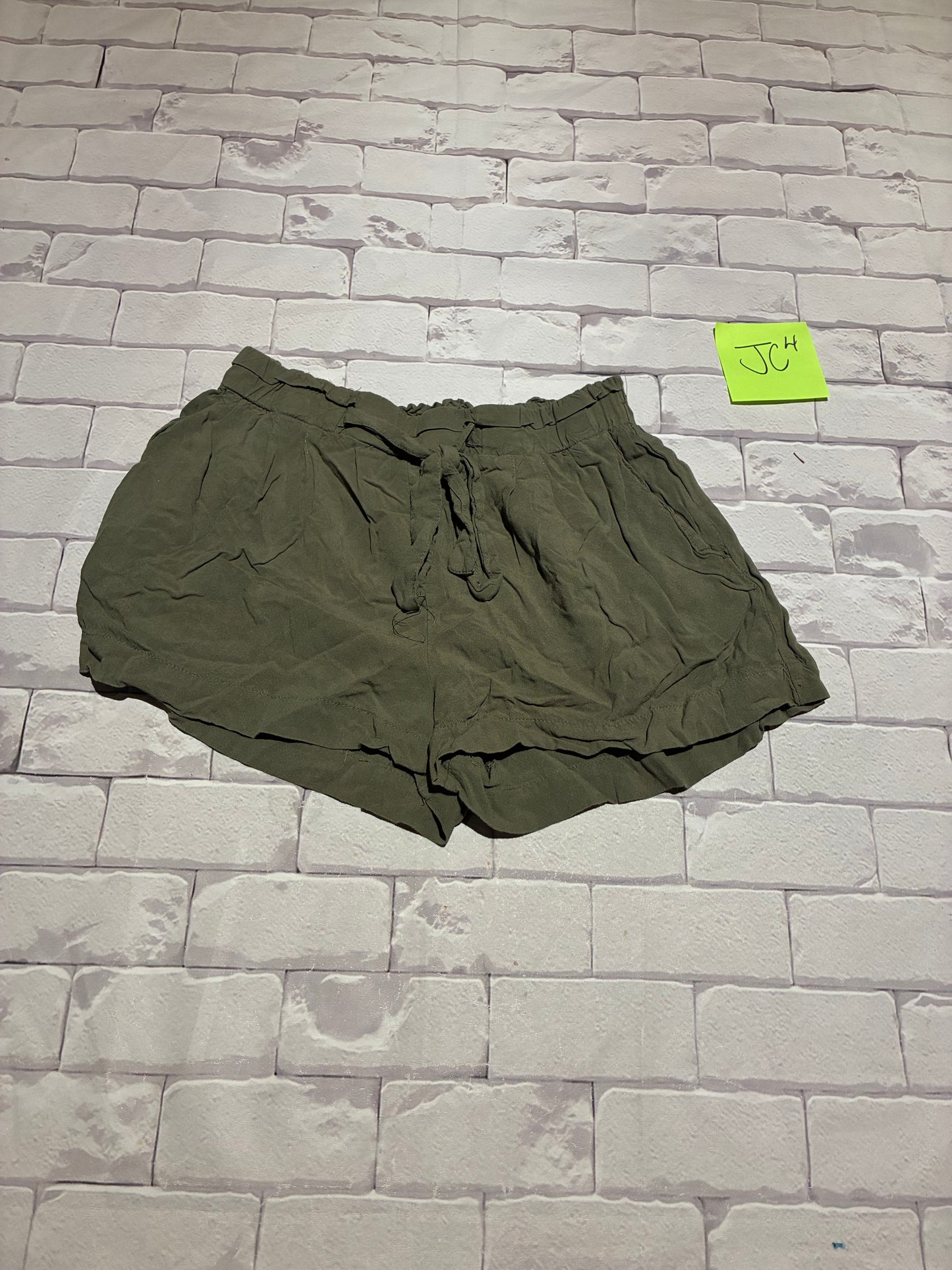 Ladies Bottoms Size M