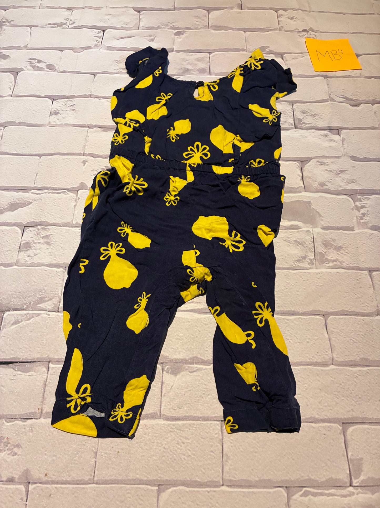 Outfit Size 12-18m