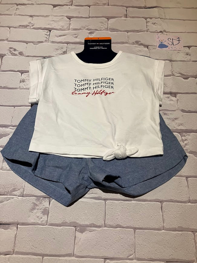 Outfit Size 2 BNWT