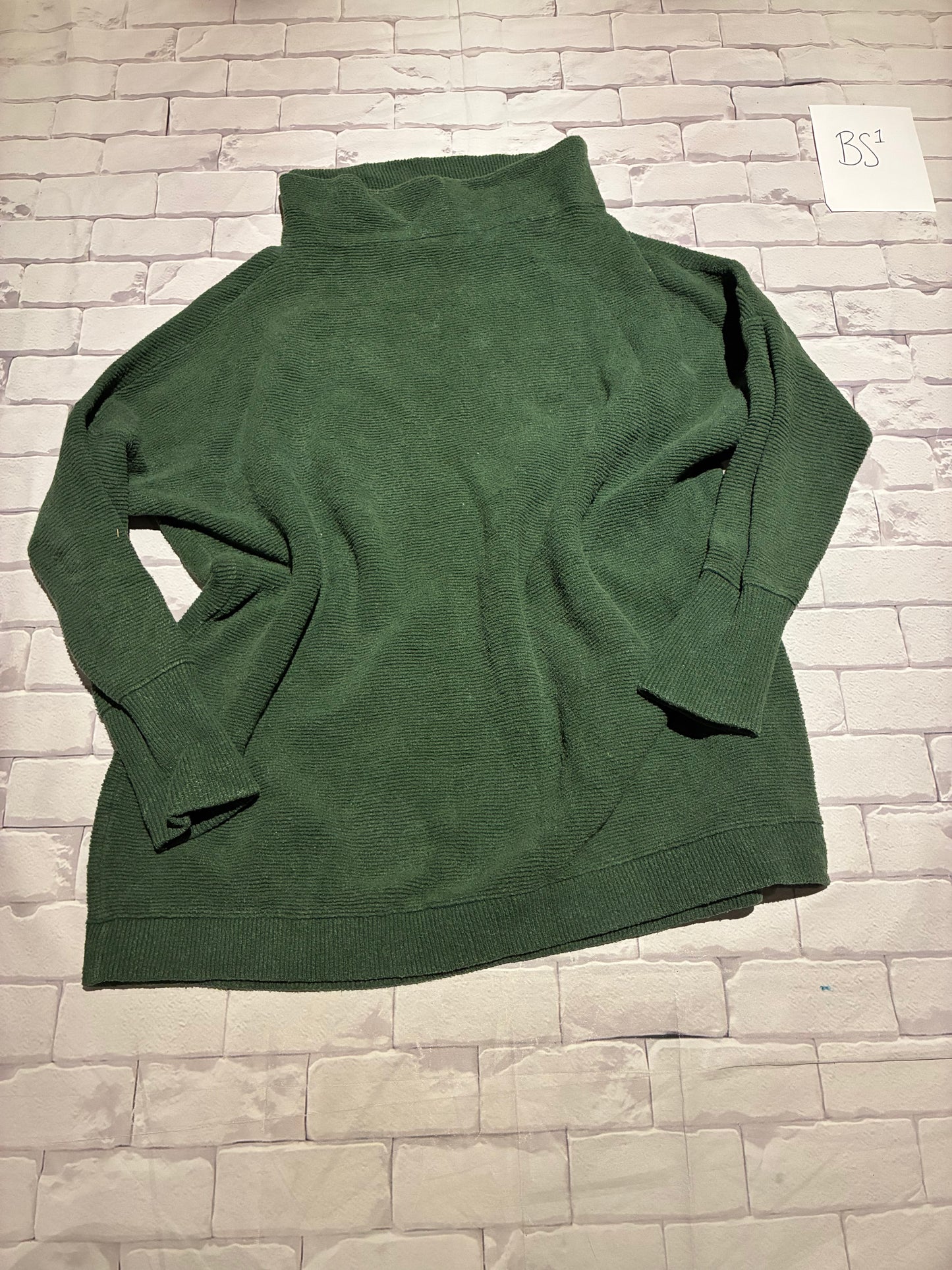 Ladies Top Size M