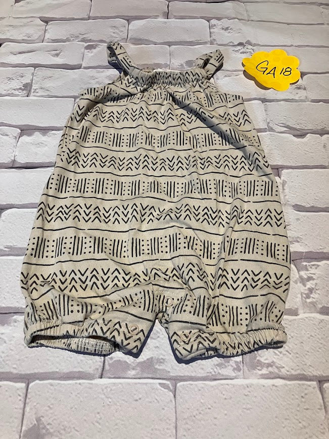 Girls Outfit Size 9m