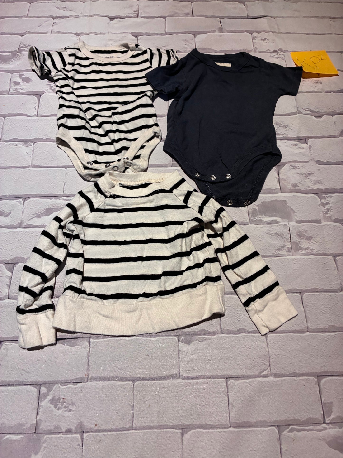 Tops Size 0-3m