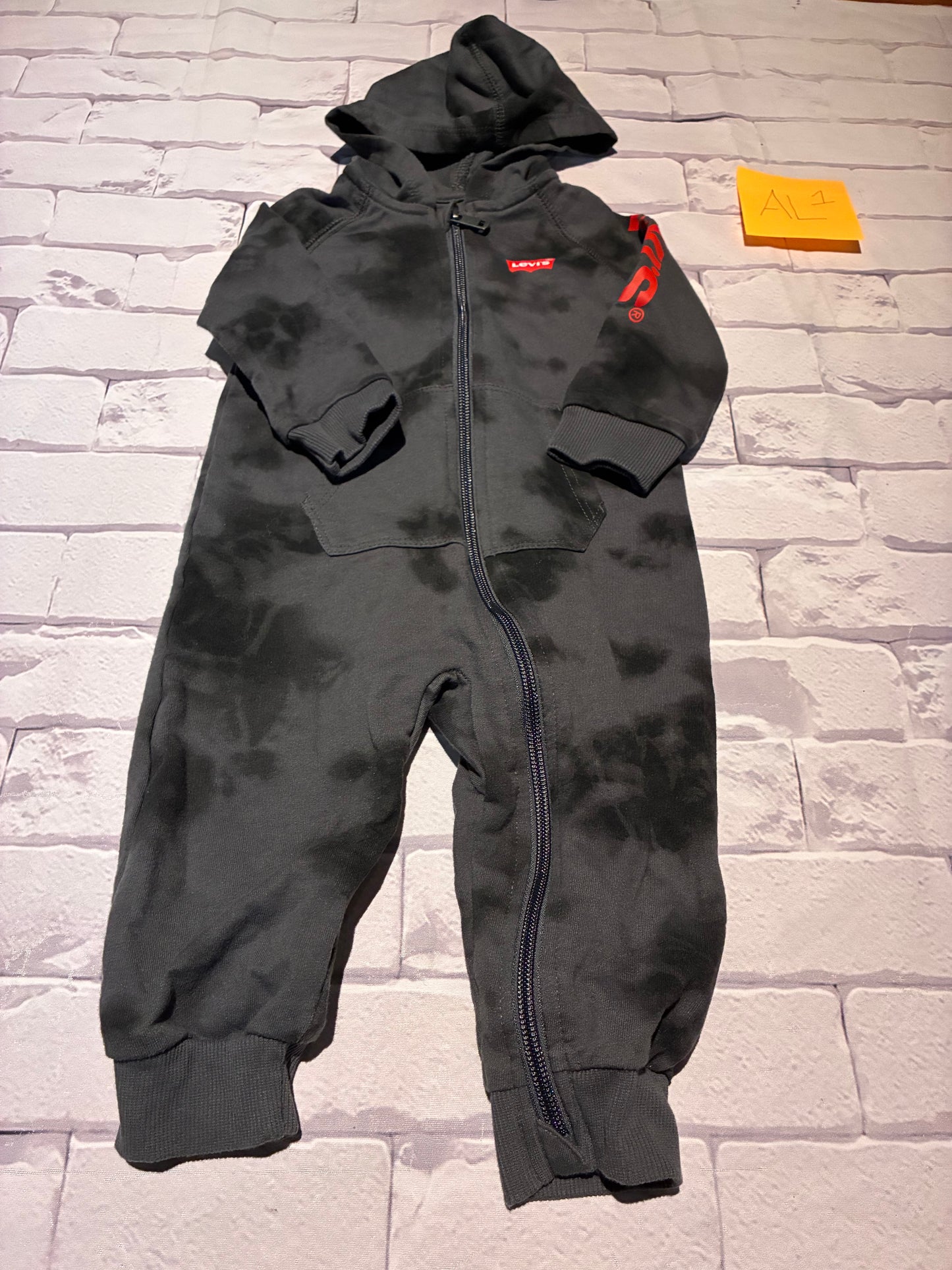 Outfit Size 12m