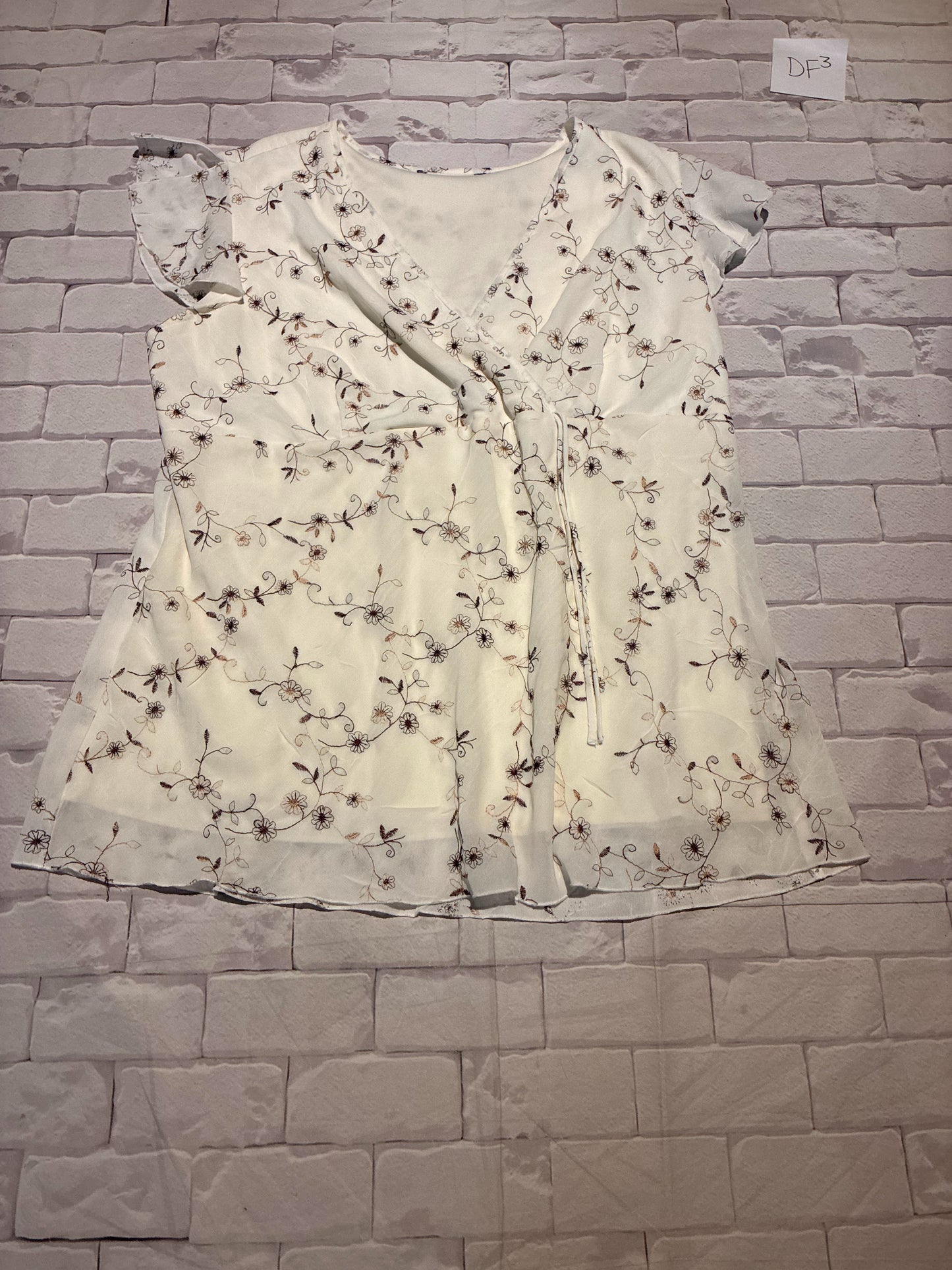 Ladies Top Size 18
