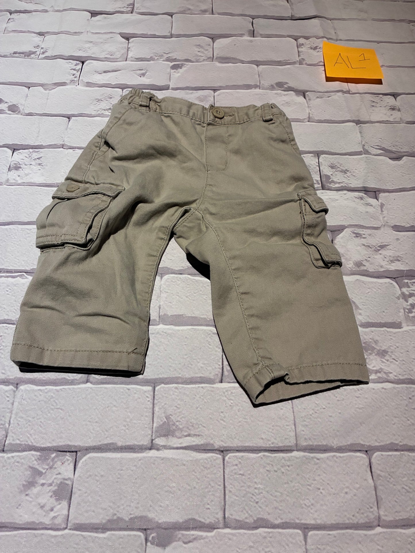 Bottoms Size 6-9m