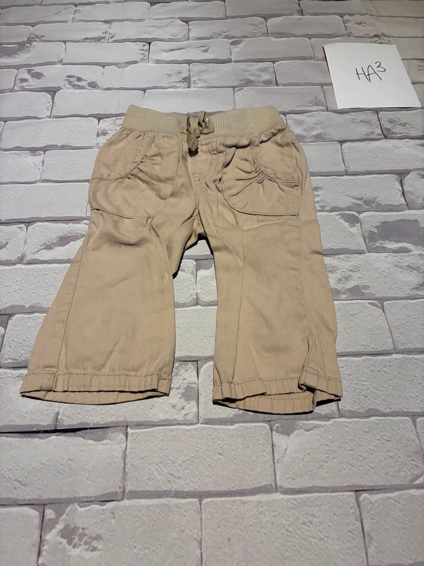 Bottoms Size 9-12m