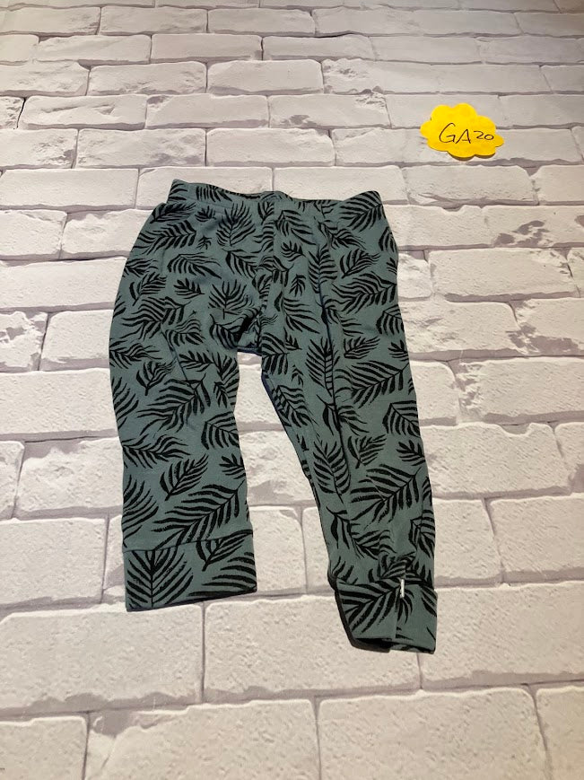 Girls Bottoms Size 9-12m