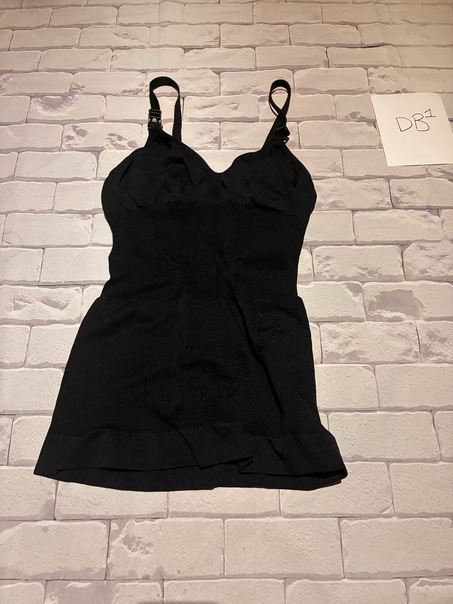 Ladies Top Size M Nursing
