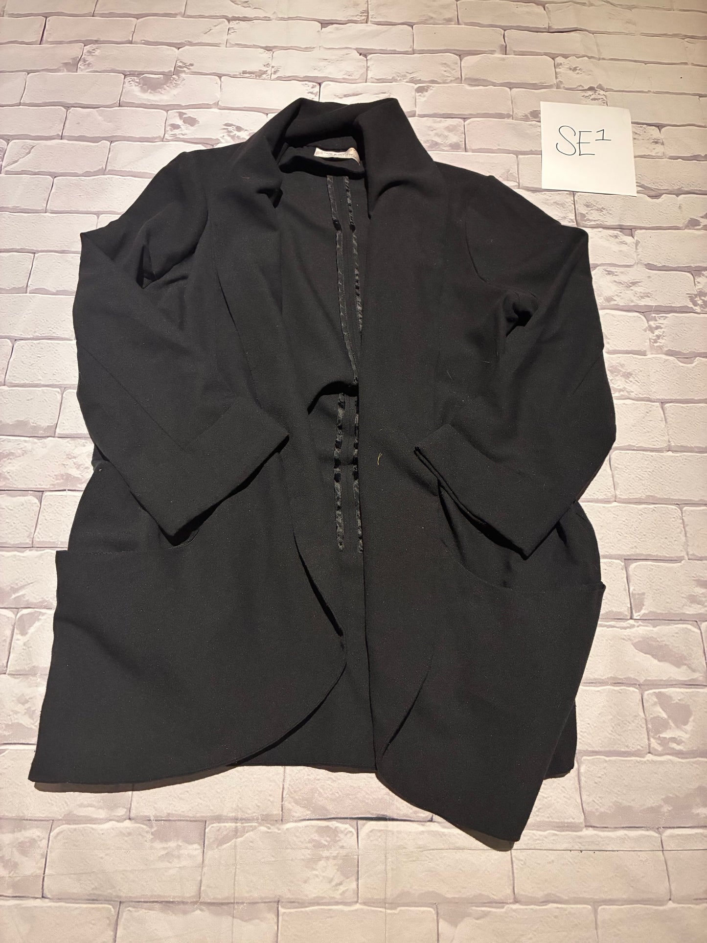 Ladies Top Size M