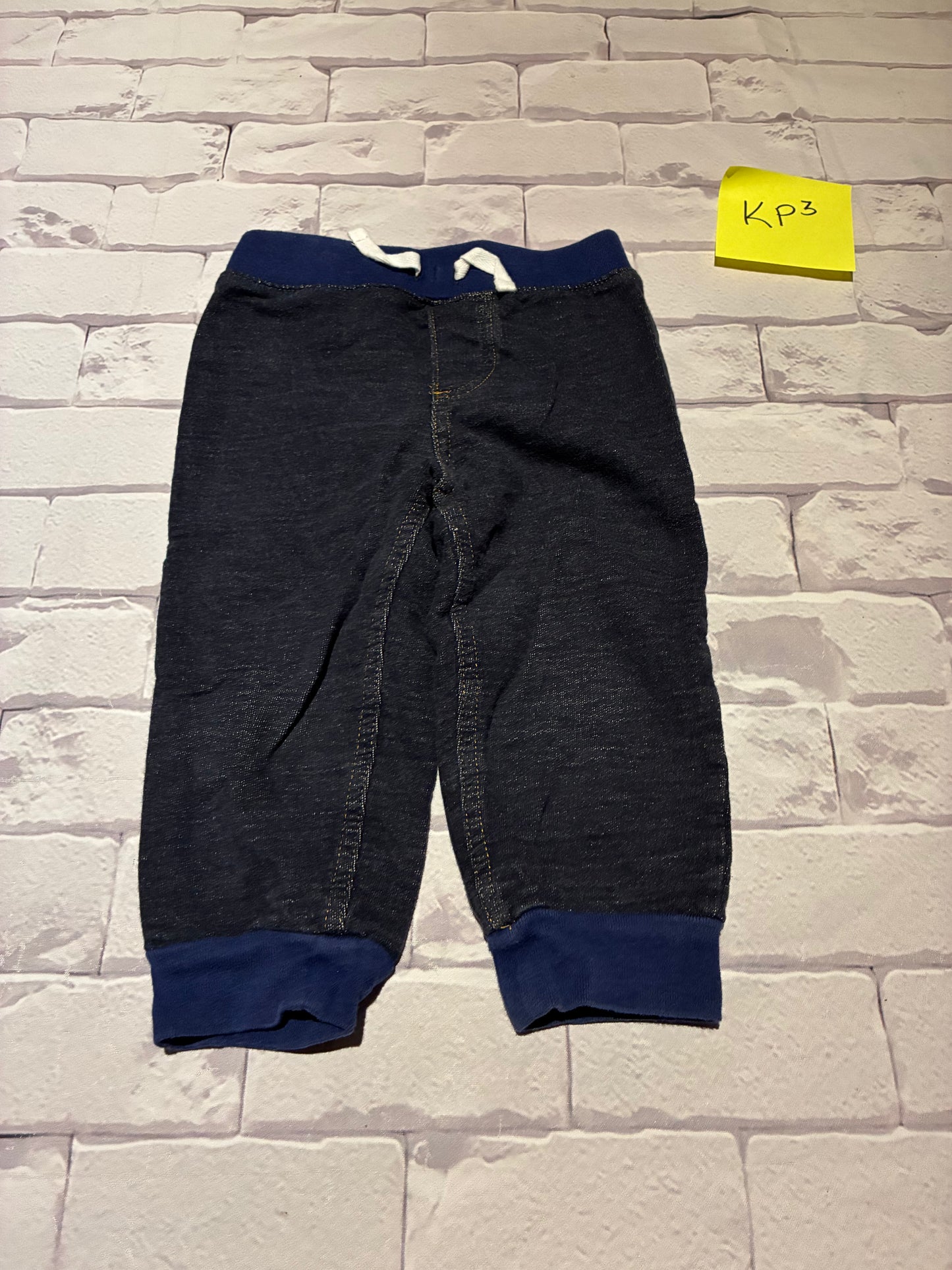 Bottoms Size 18m