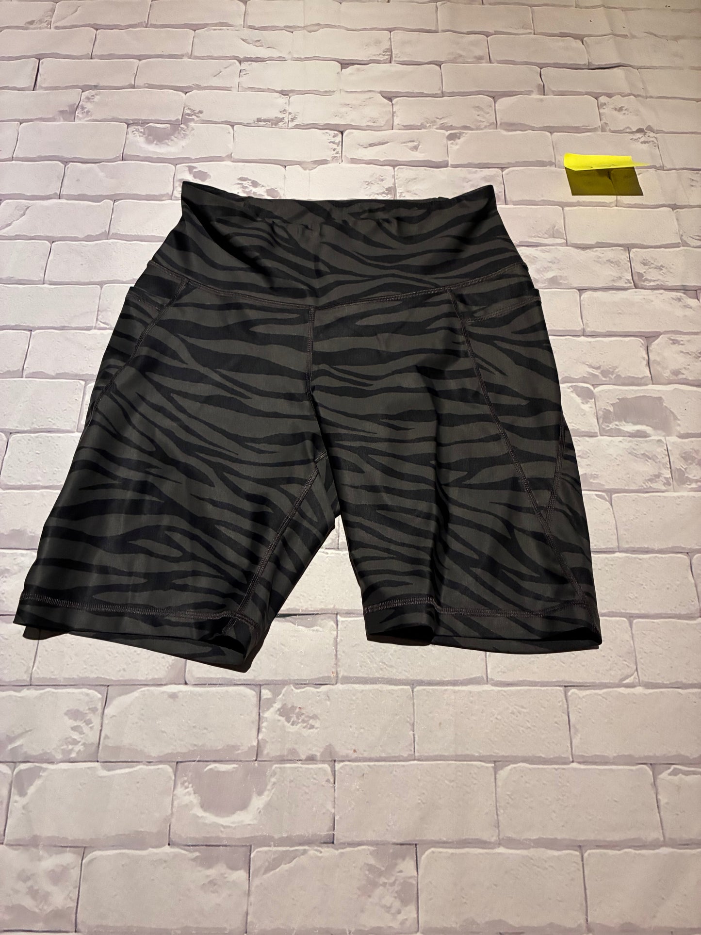 Ladies Bottoms Size L