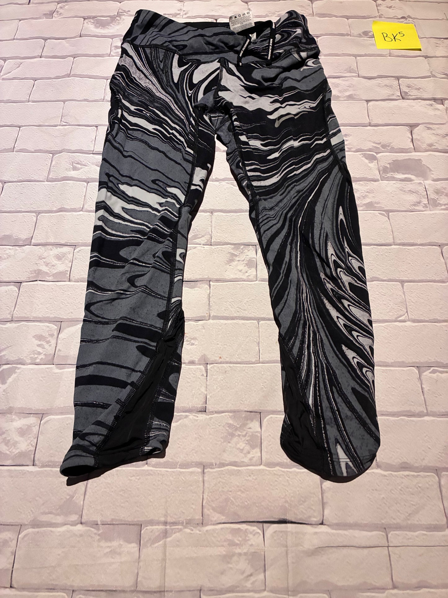 Ladies Bottoms Size S