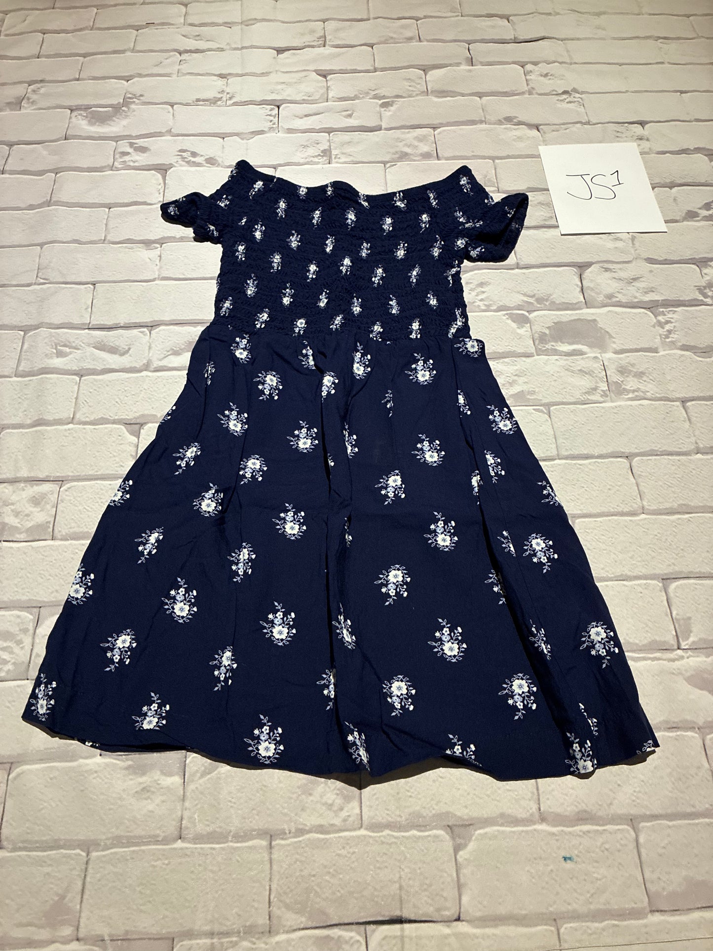 Dress Size 6-7