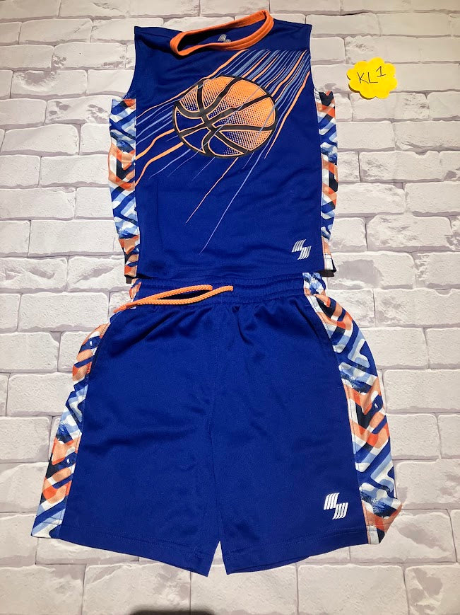 Boys Outfit Size S