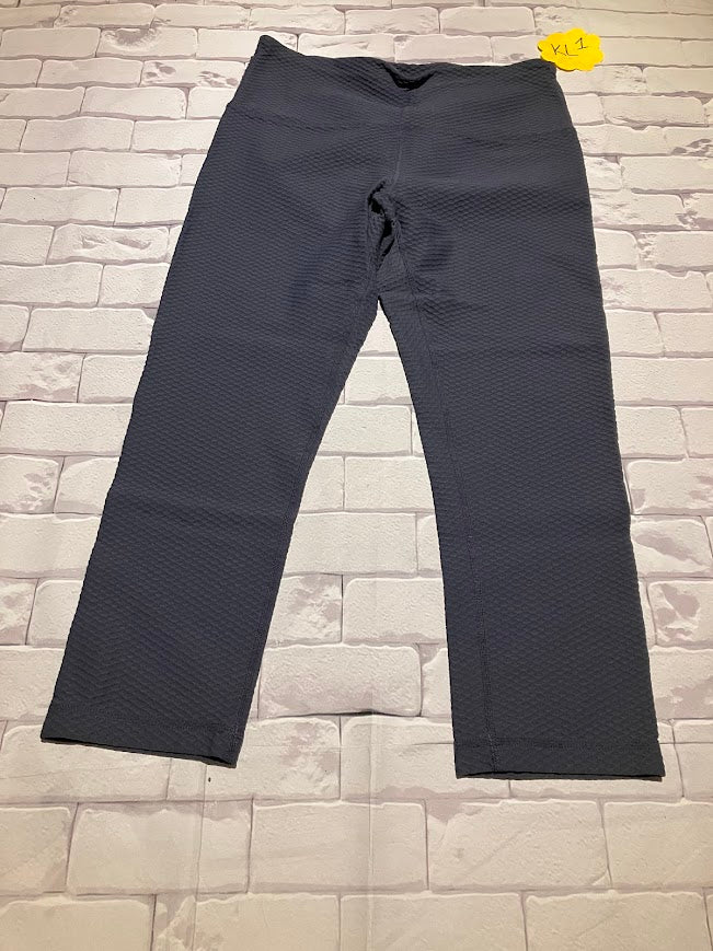 Ladies Bottoms Size L