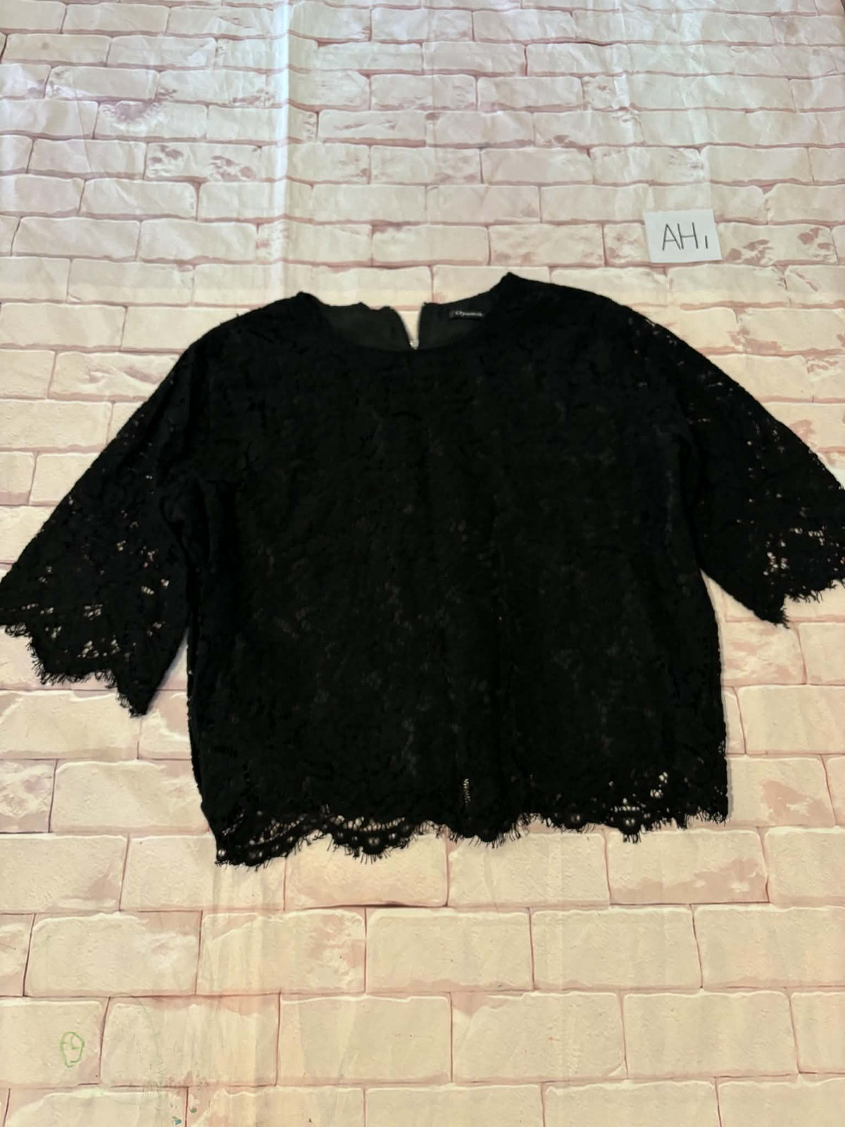Ladies Tops Size L