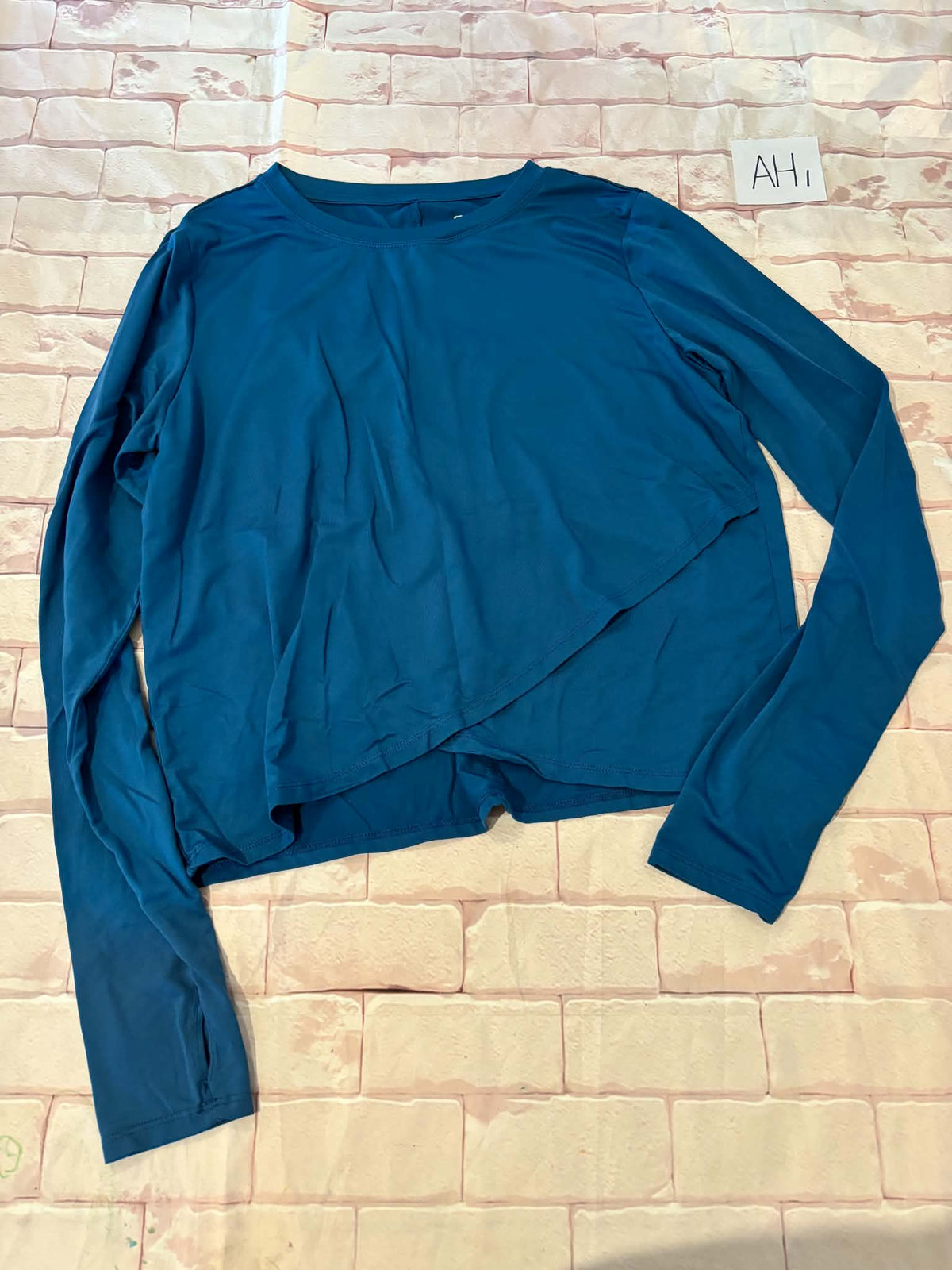 Ladies Tops Size M