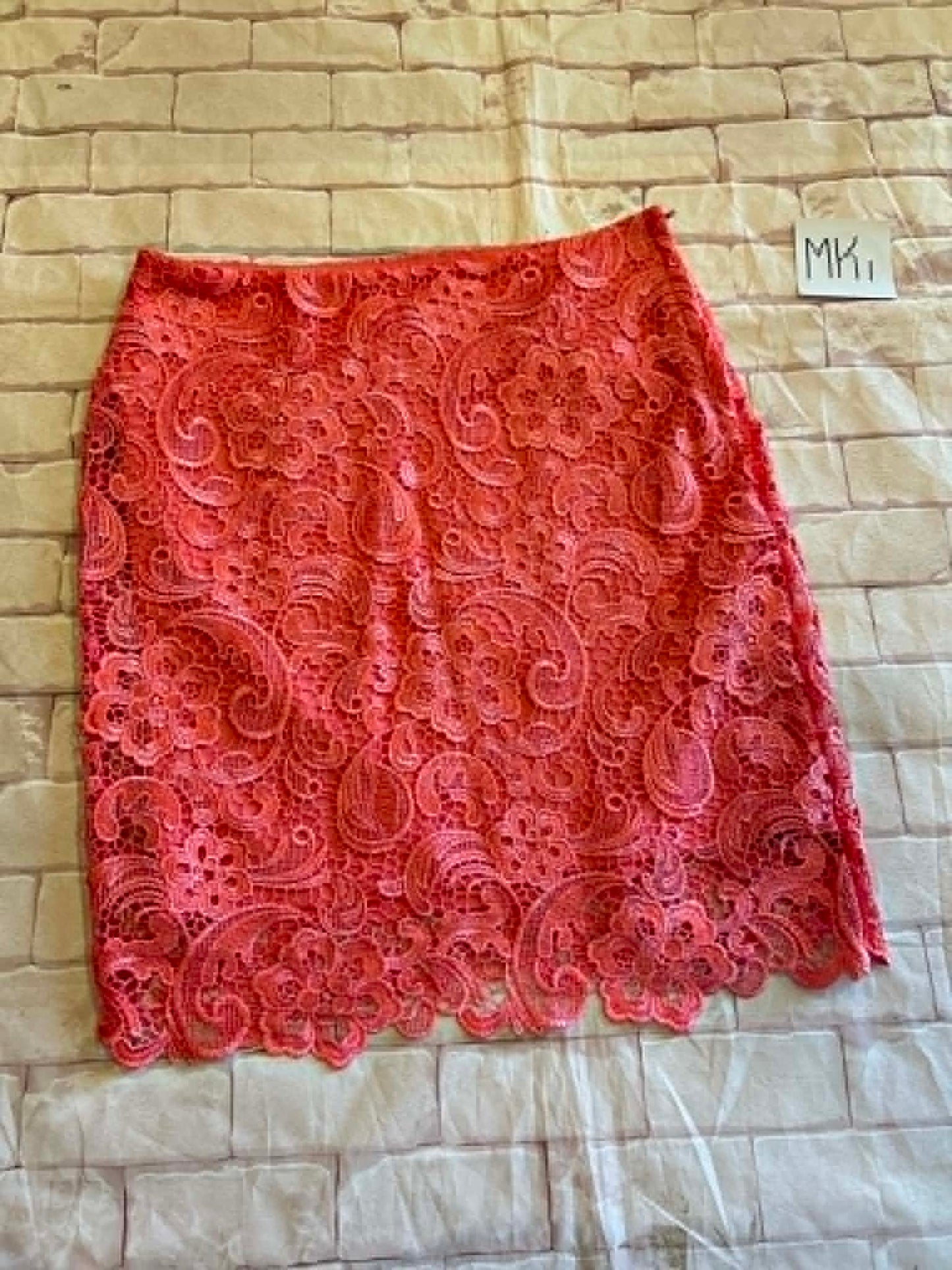 Ladies Bottoms Size 6