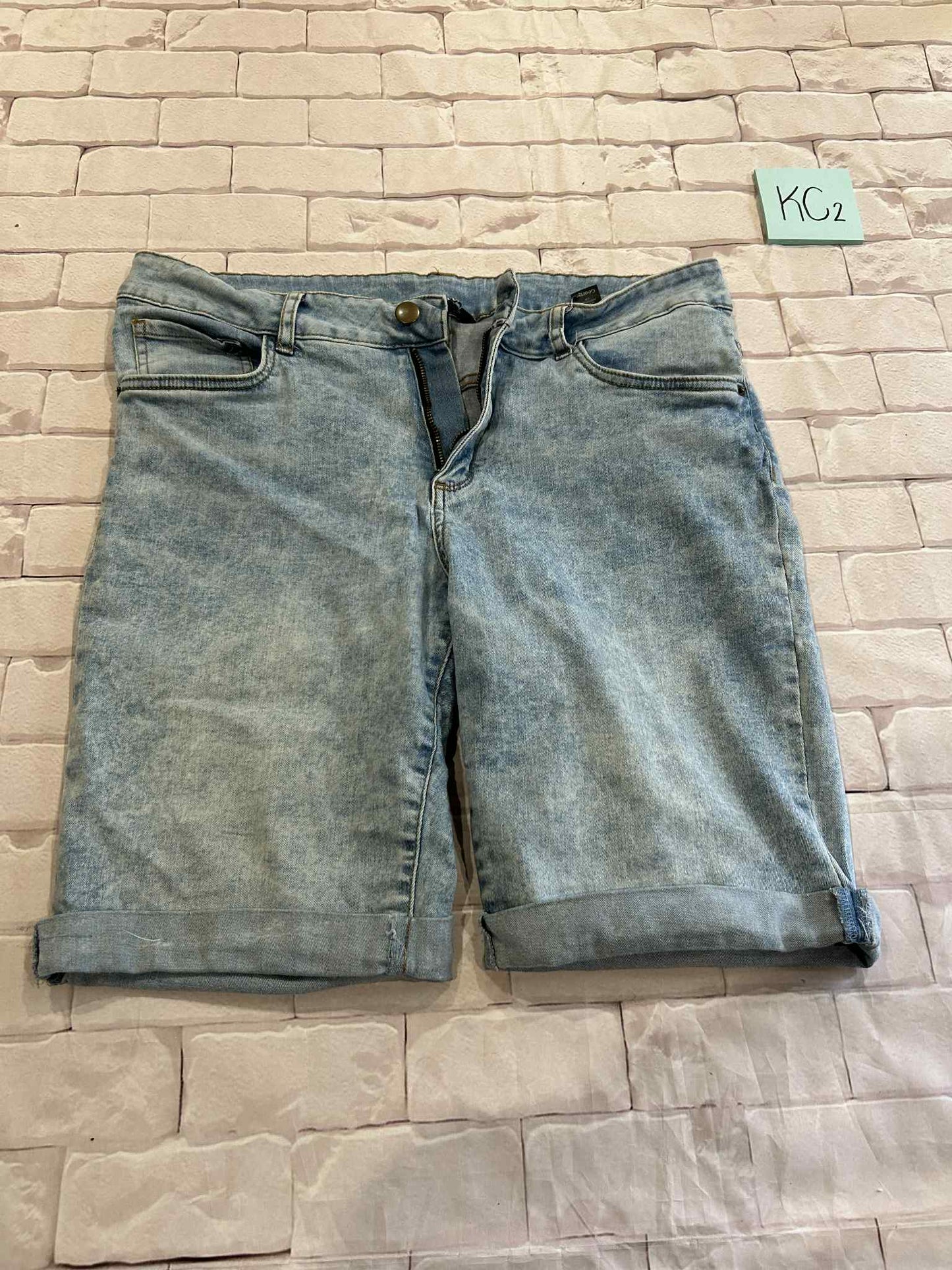 Ladies Bottoms Size 16