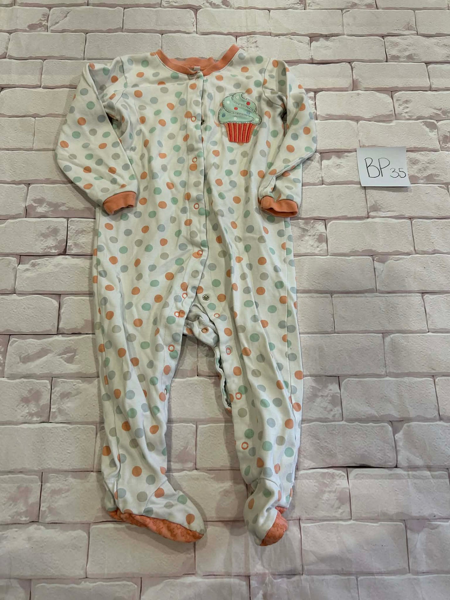 Sleepwear Size 24m