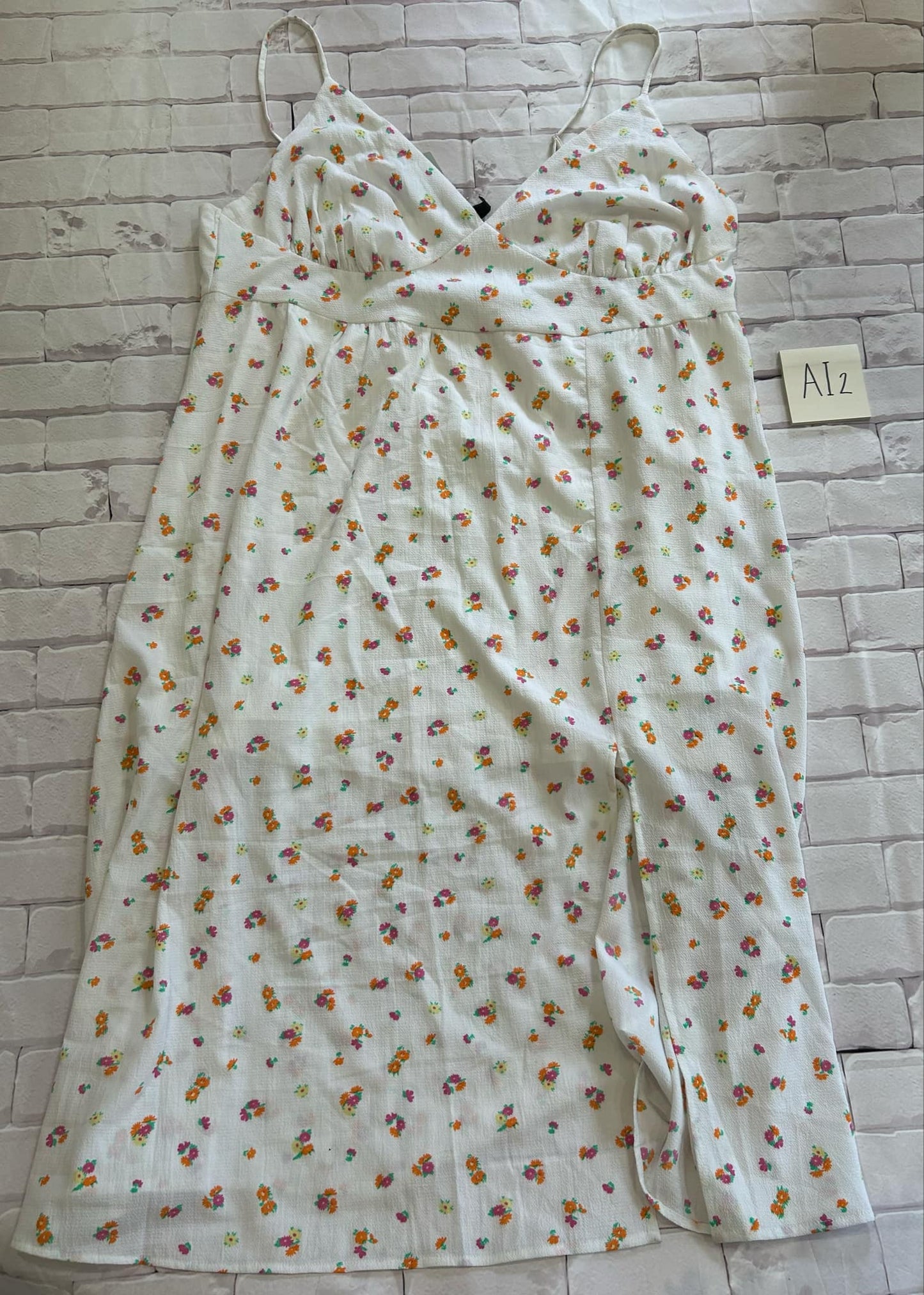 Ladies Dress Size M BNWT