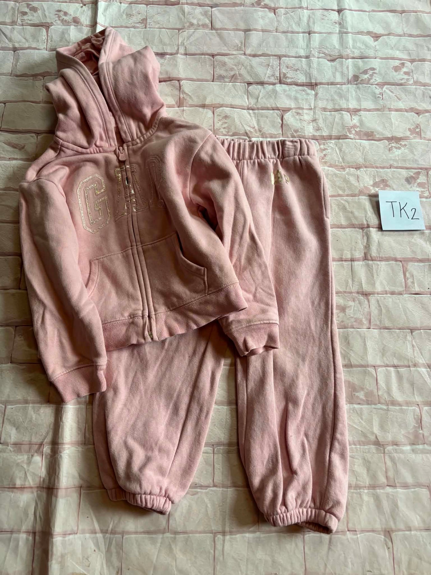 Outfit Size 5