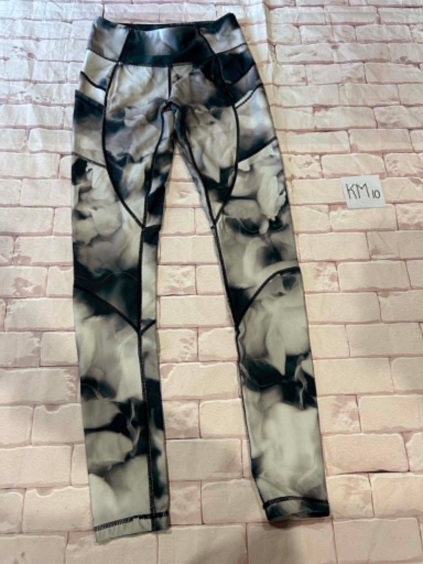 Ladies Bottoms Size S