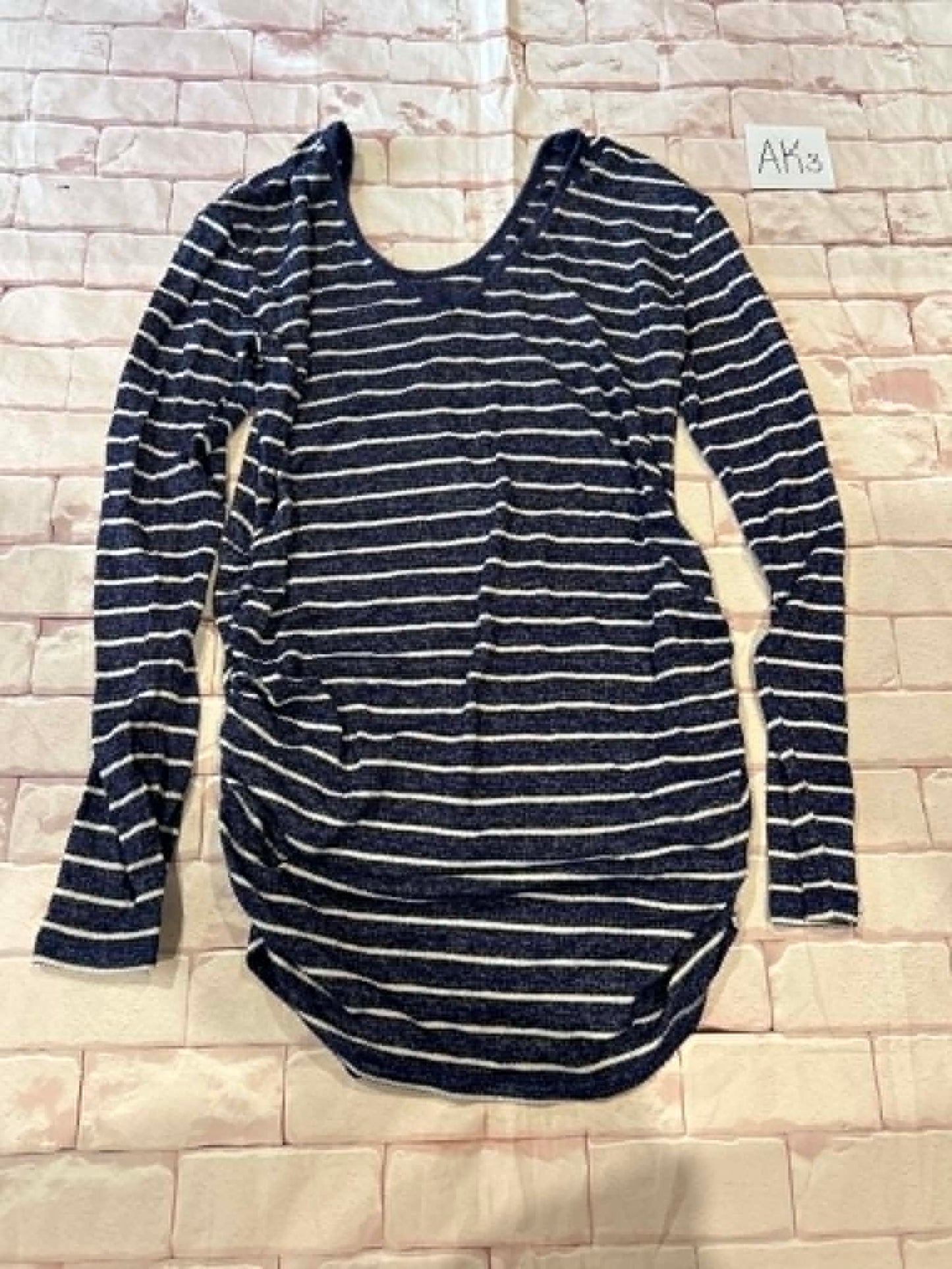 Ladies Maternity Top Size S