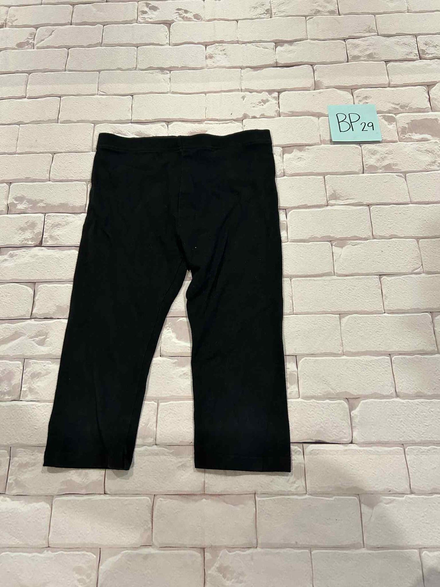 Bottoms Size 7/8 Capri