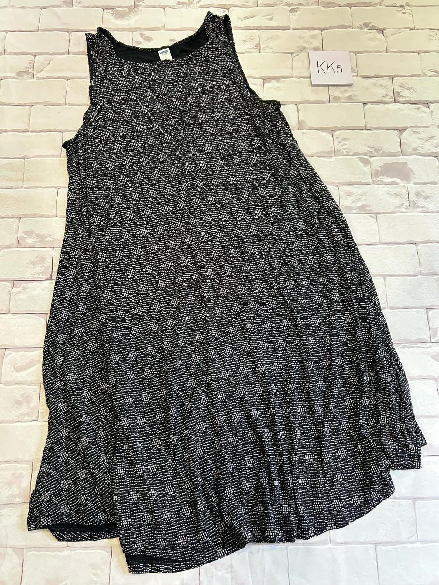 Ladies Dress Size L