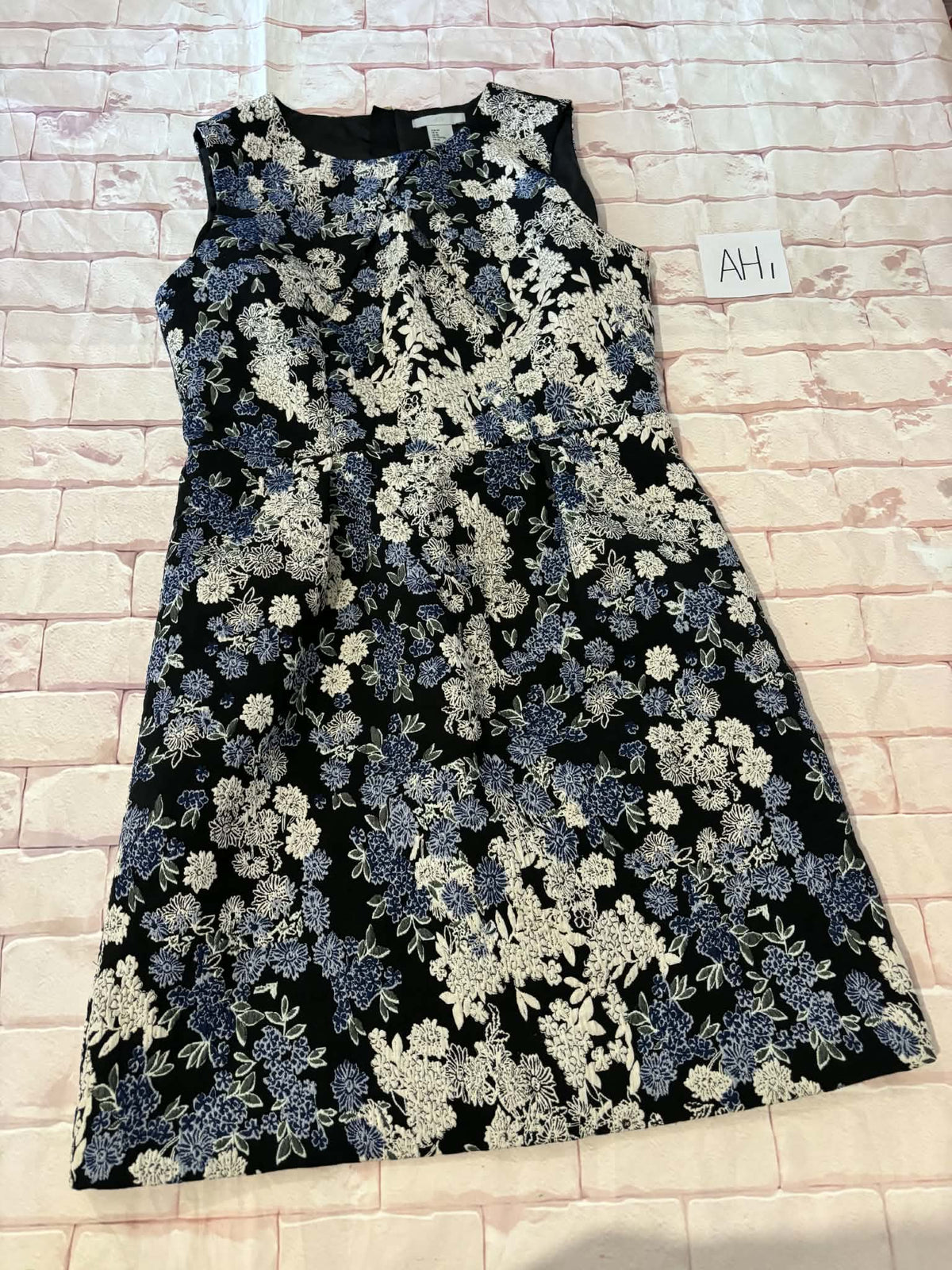 Ladies Dress Size 10