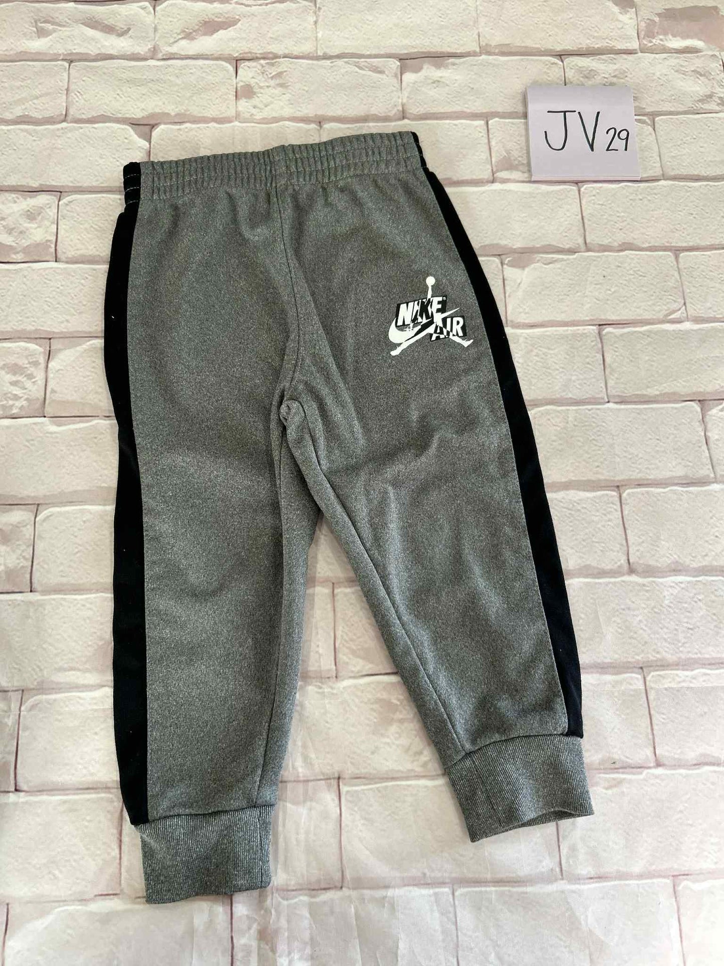 Bottoms Size 18m