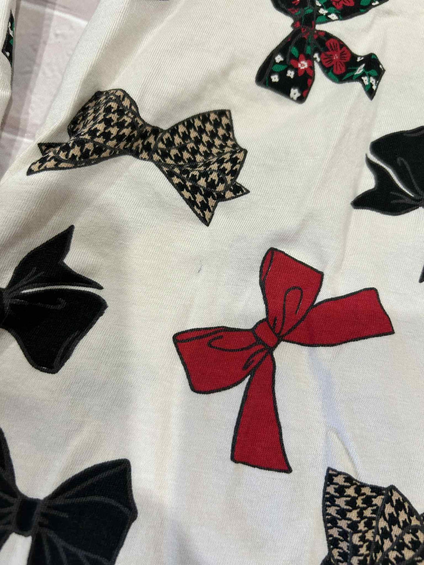 Tops Size 6 Small Mark