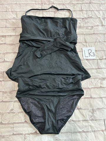 Ladies Swim Suit Size 4-6