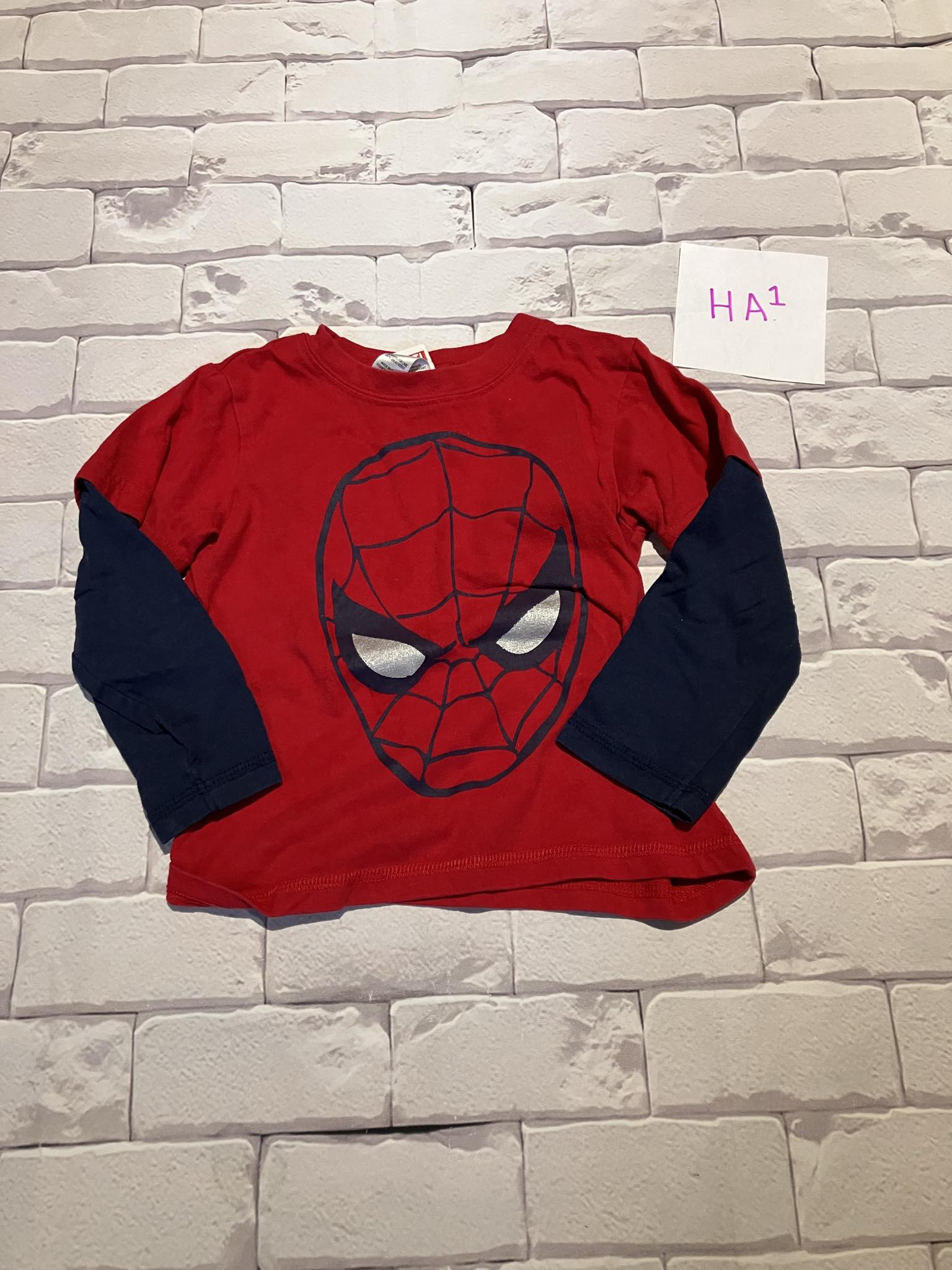 Boys Top Size 3T