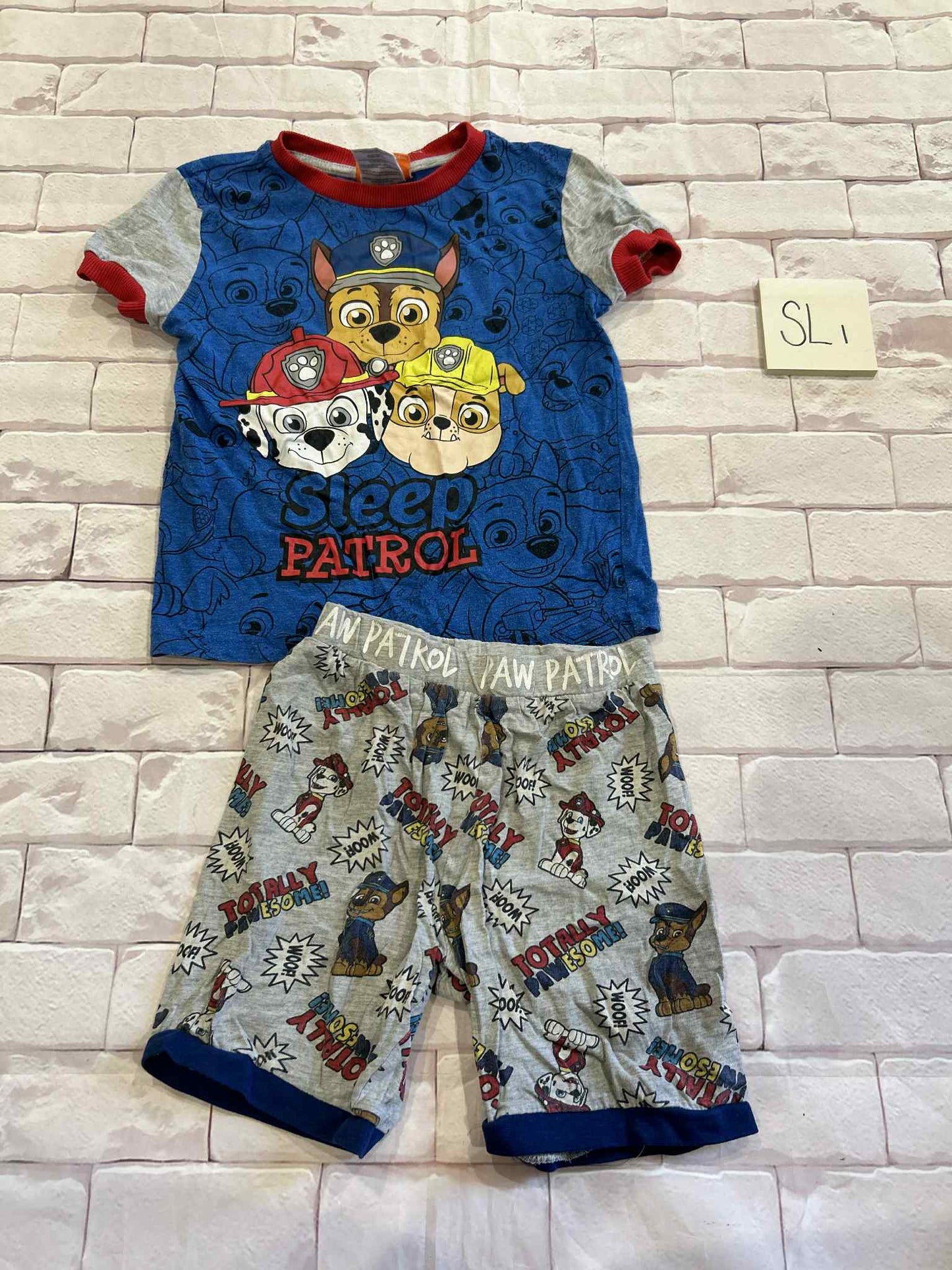 Sleepwear Size 4/5 Wash Wear