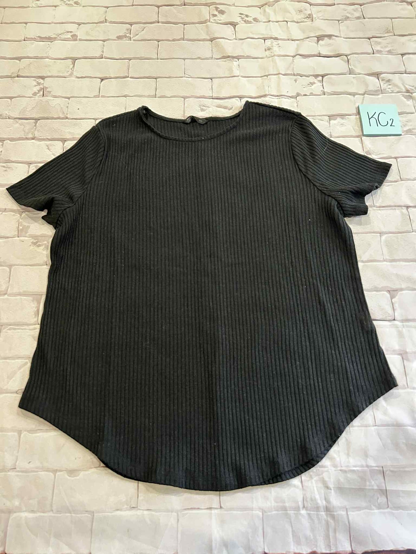 Ladies Tops Size 4X fits more 1/2X