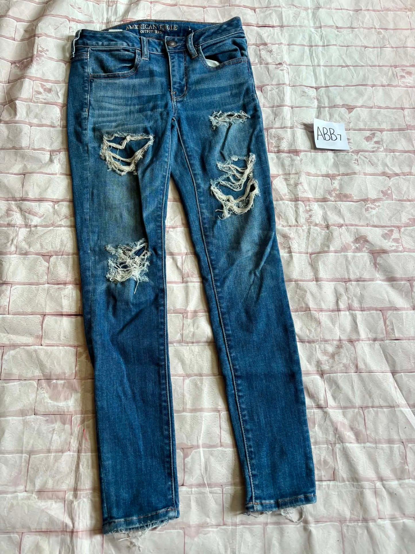 Ladies Bottoms Size 6