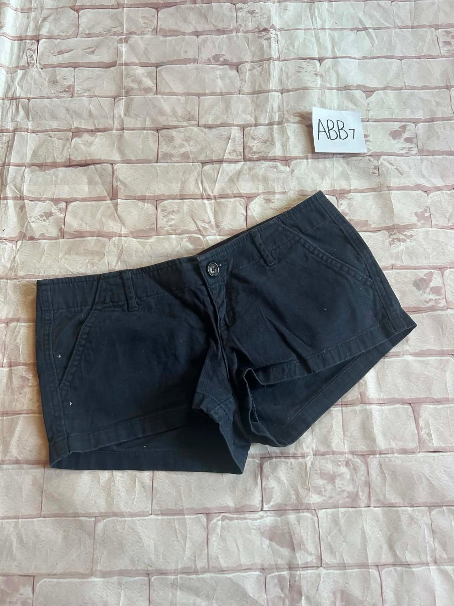 Ladies Bottoms Size 3
