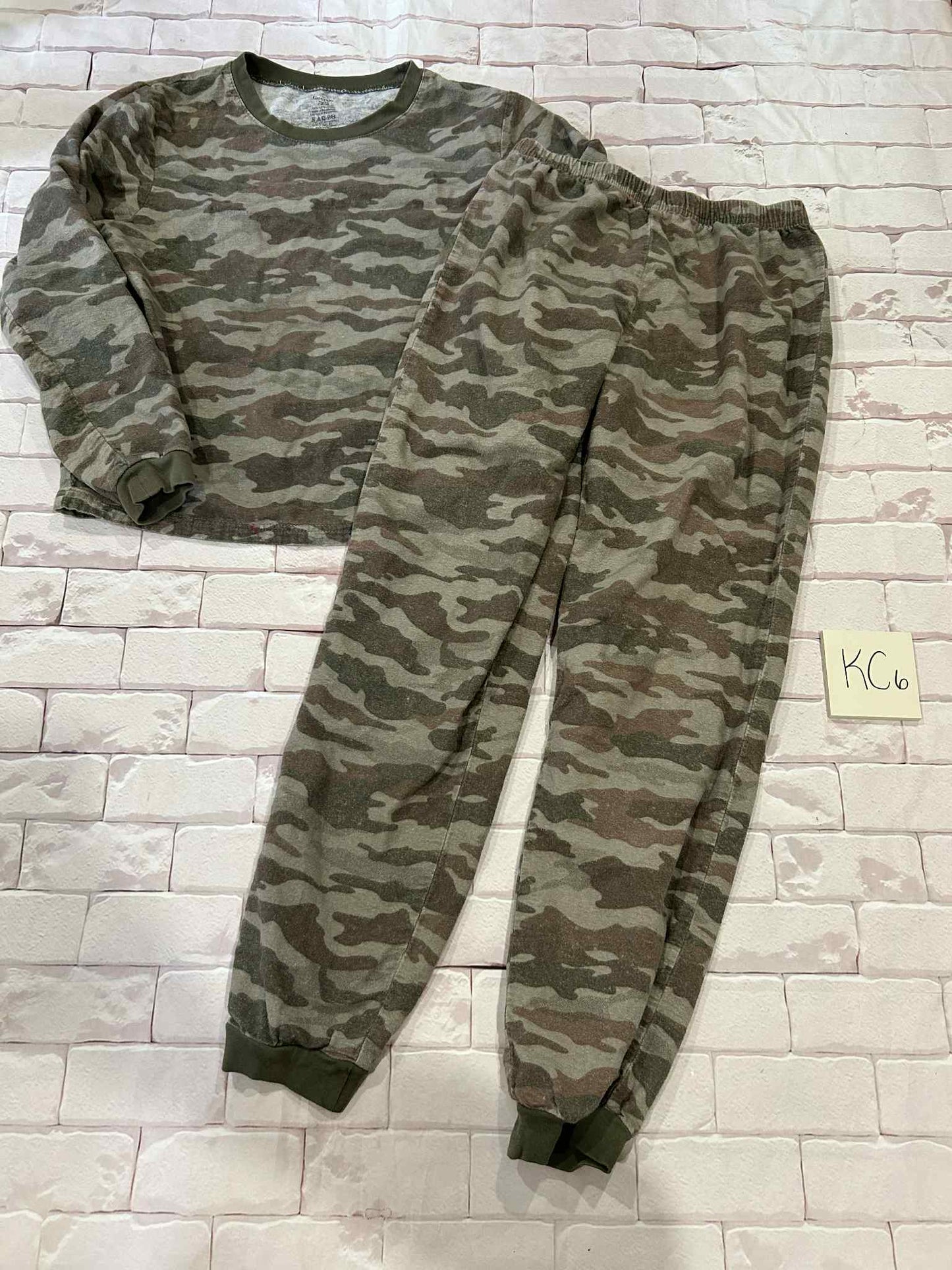 Sleepwear Size 14/16 Flannel