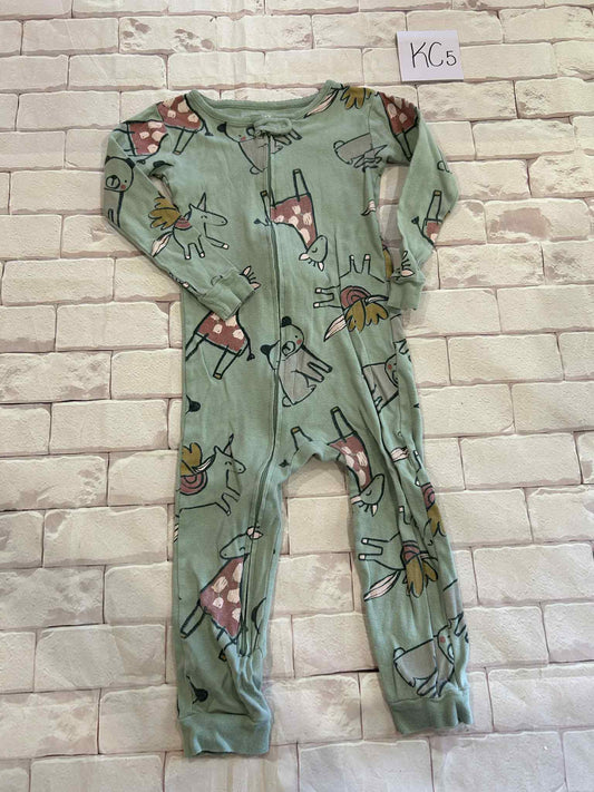 Sleepwear Size 3
