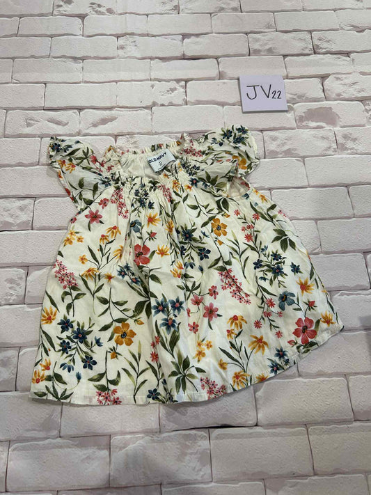 Tops Size 4