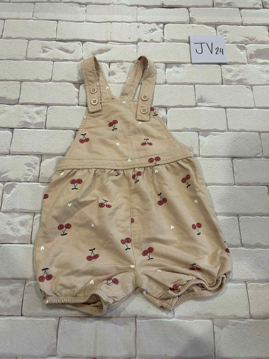 Outfits Size 18m